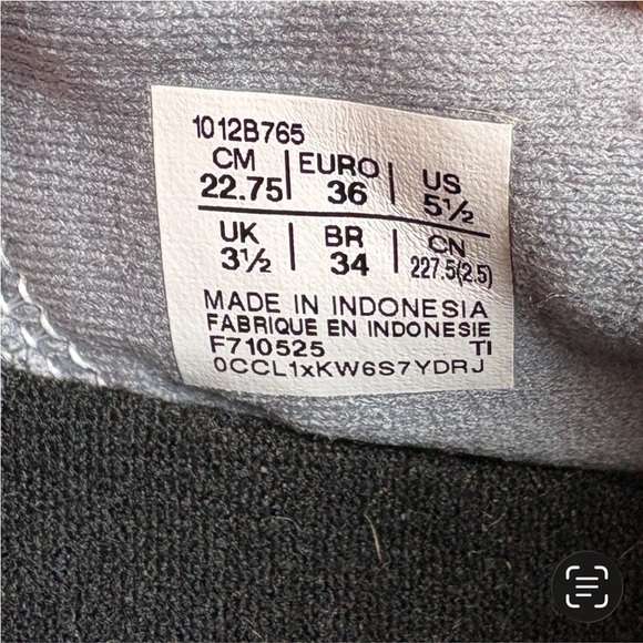 ASICS Novablast - Picture 4 of 4